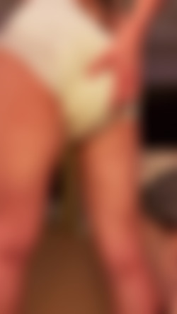 Littlestkittenx/2023-11-05-videopage-Posts-2581467-MC-16992374373794410872.mp4